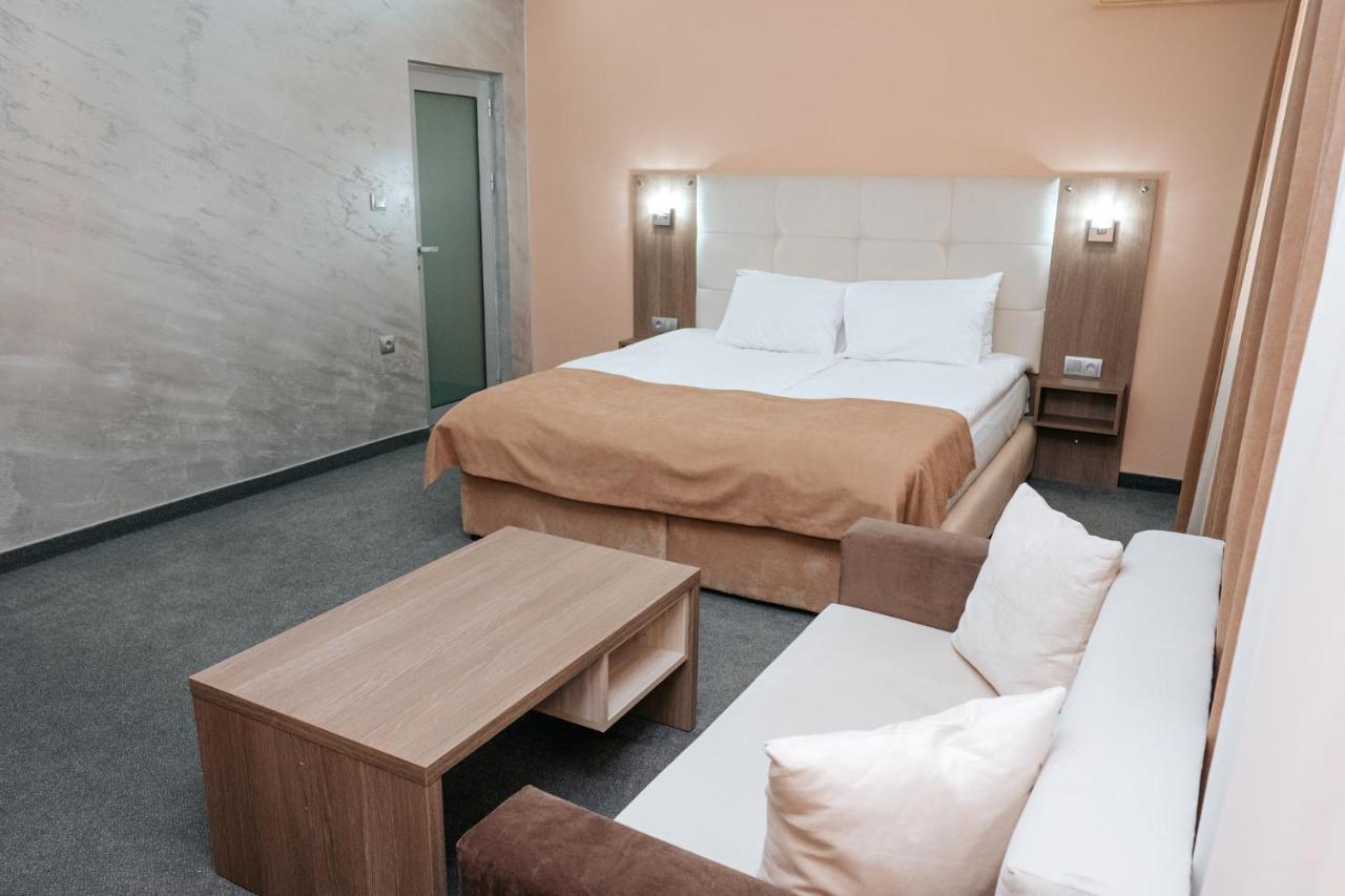 Hotel Tundzha - Renovated! Yambol Luaran gambar